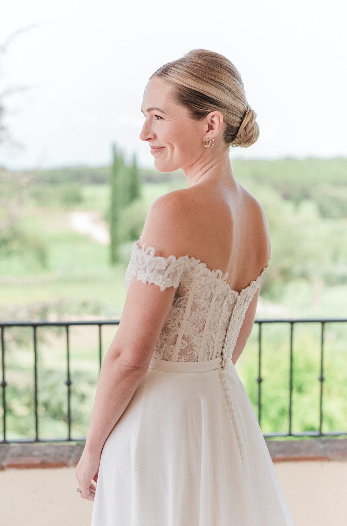 Wed-Love-Provence-wedding-getting-ready-Malin-Maxime-20