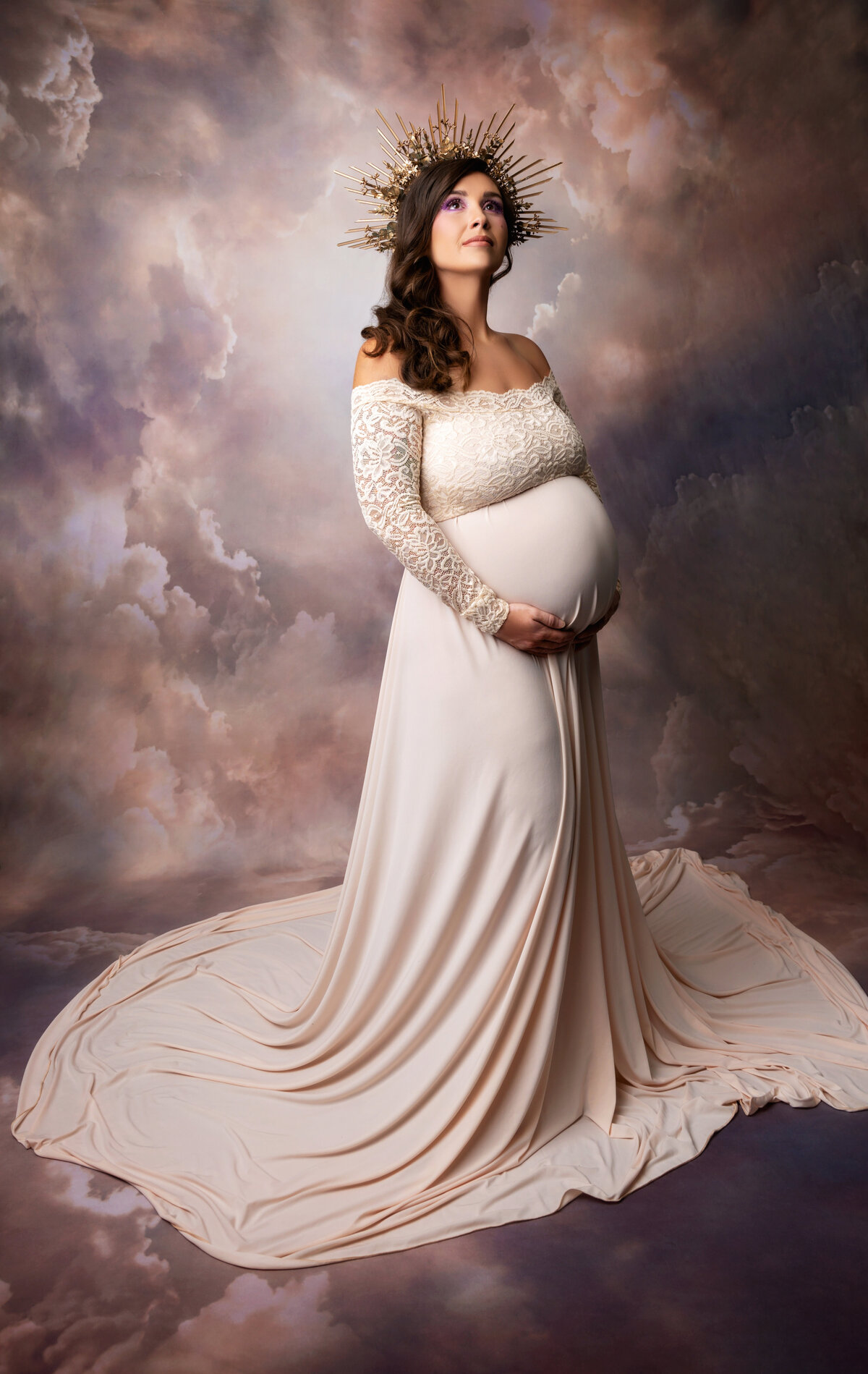 studio clouds halo light peach belly [regnant