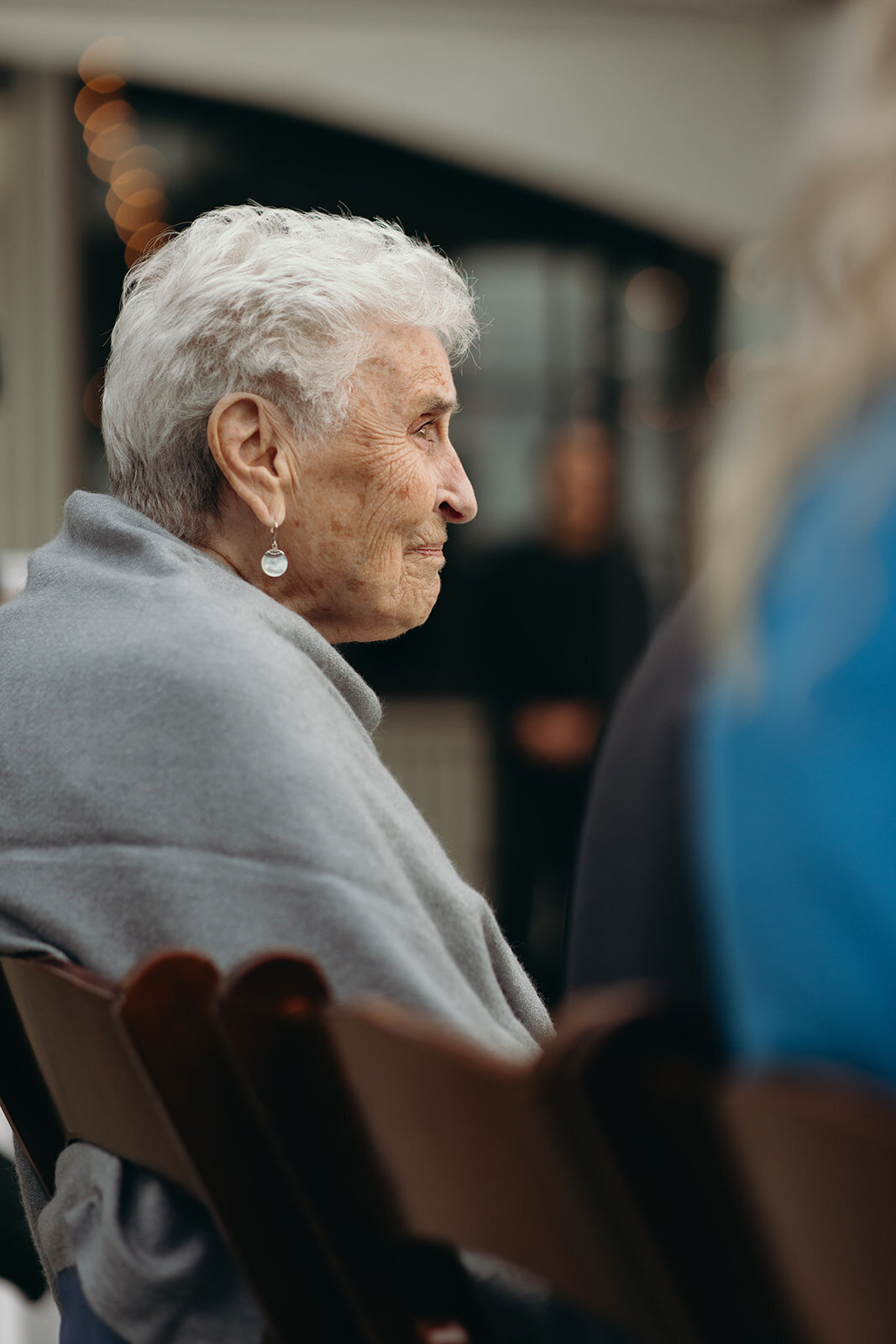 candid-emotional-wedding-grandma-the-wallace