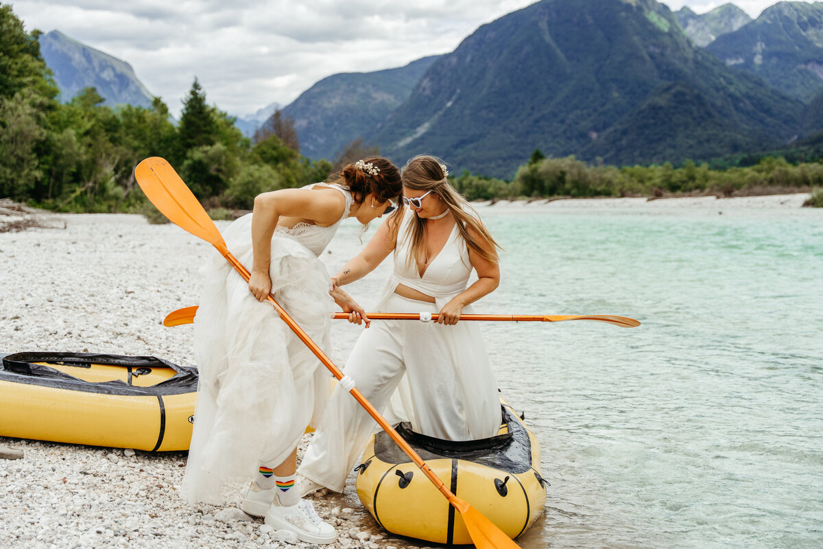 Kayak adventure elopement in Slovenia