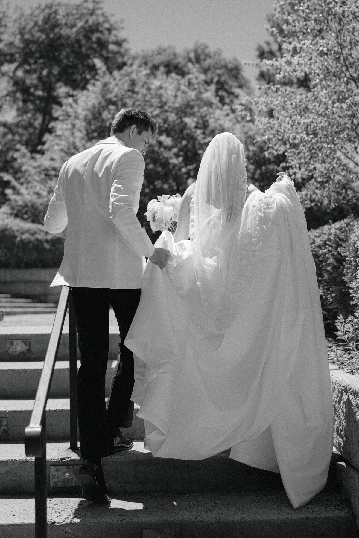 Grace & Ardor Co. East Coast Wedding Engagement Photography Pennsylvania New York City New Jersey Timeless Bold Art Direction Editorial Erin McGeever Lake House Inn-49