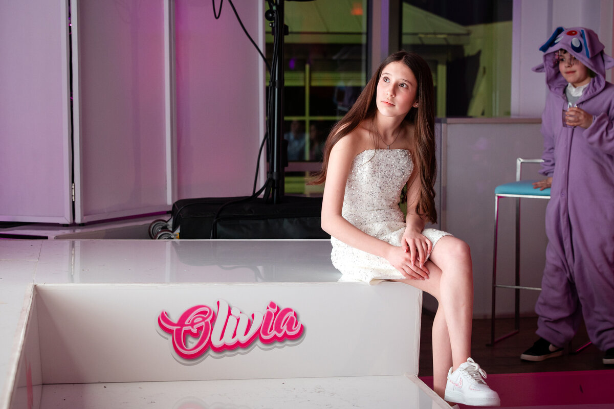 Current_At_Chelsea_Piers-Bat_Mitzvah-Olivia-1625