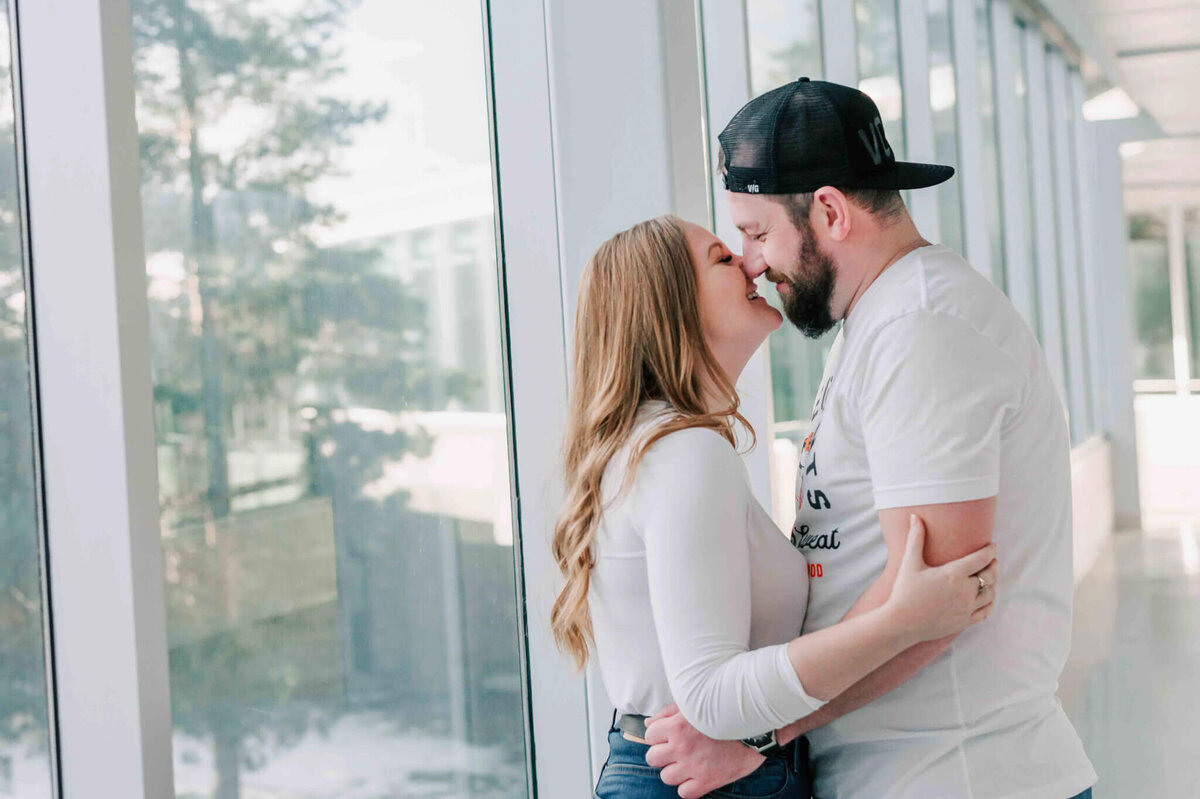 Saskatoon Couples Photographer (4)