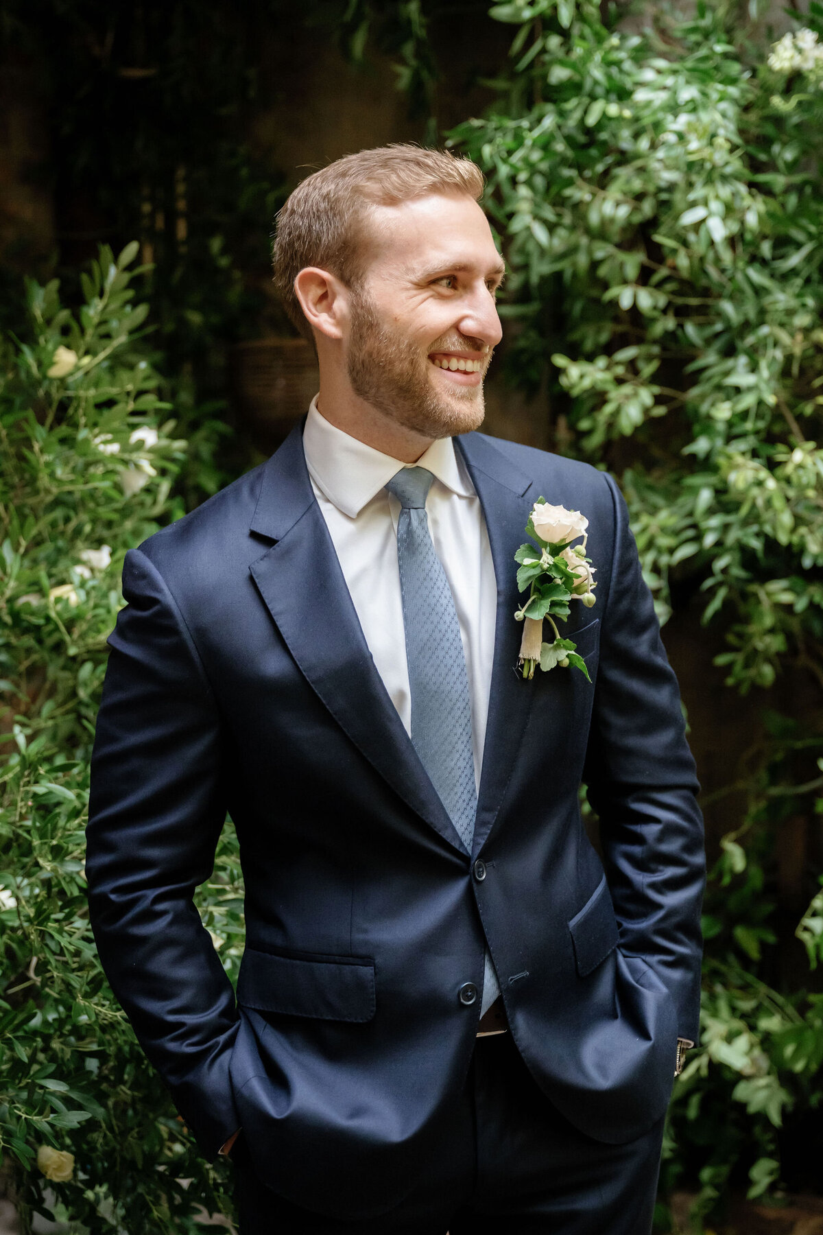Groom Portrait by Lisa Blanche Photography