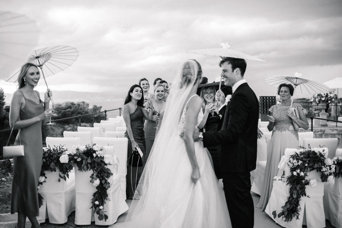 documentary wedding photo at cap rocat in mallorca