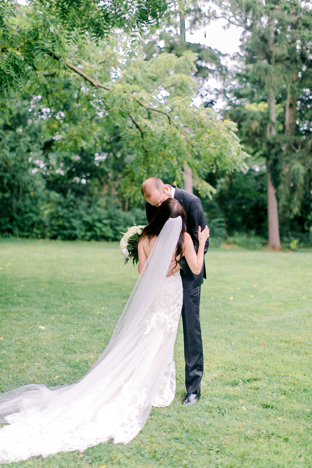 toronto-wedding-soft-airy-photographer-richelle-hunter-anna-rob-elsie-perrin-200