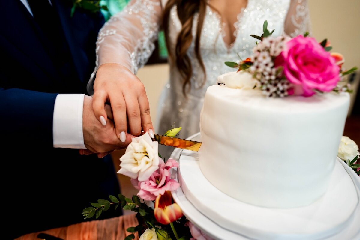 Del-Favero-Oasis-Wedding-Tampa-florida elopements-chantilly chic celebrations-maddness-photography-09535