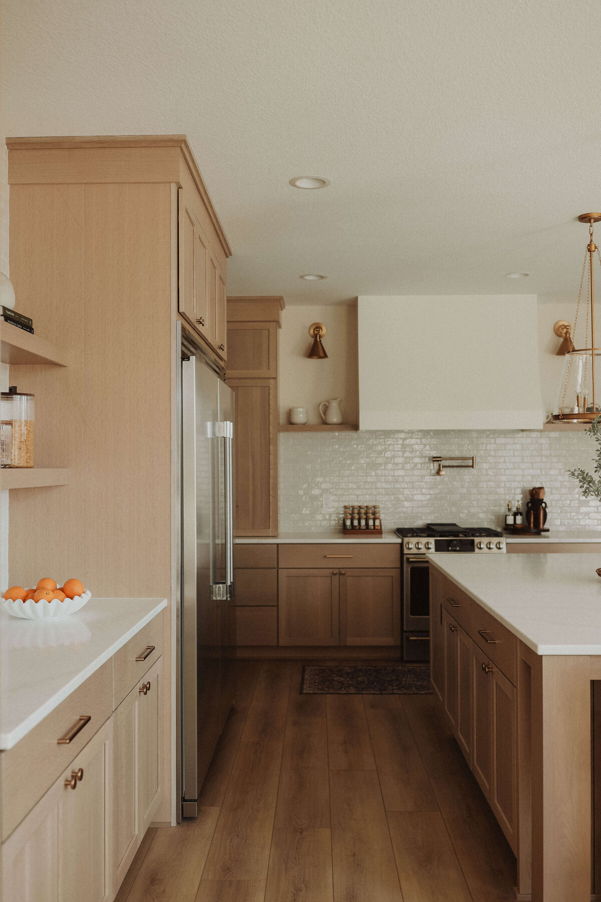 9632-Kitchen-Polk-City-Central-Iowa-Custom-Home-JRL-Builders-3F1A7840