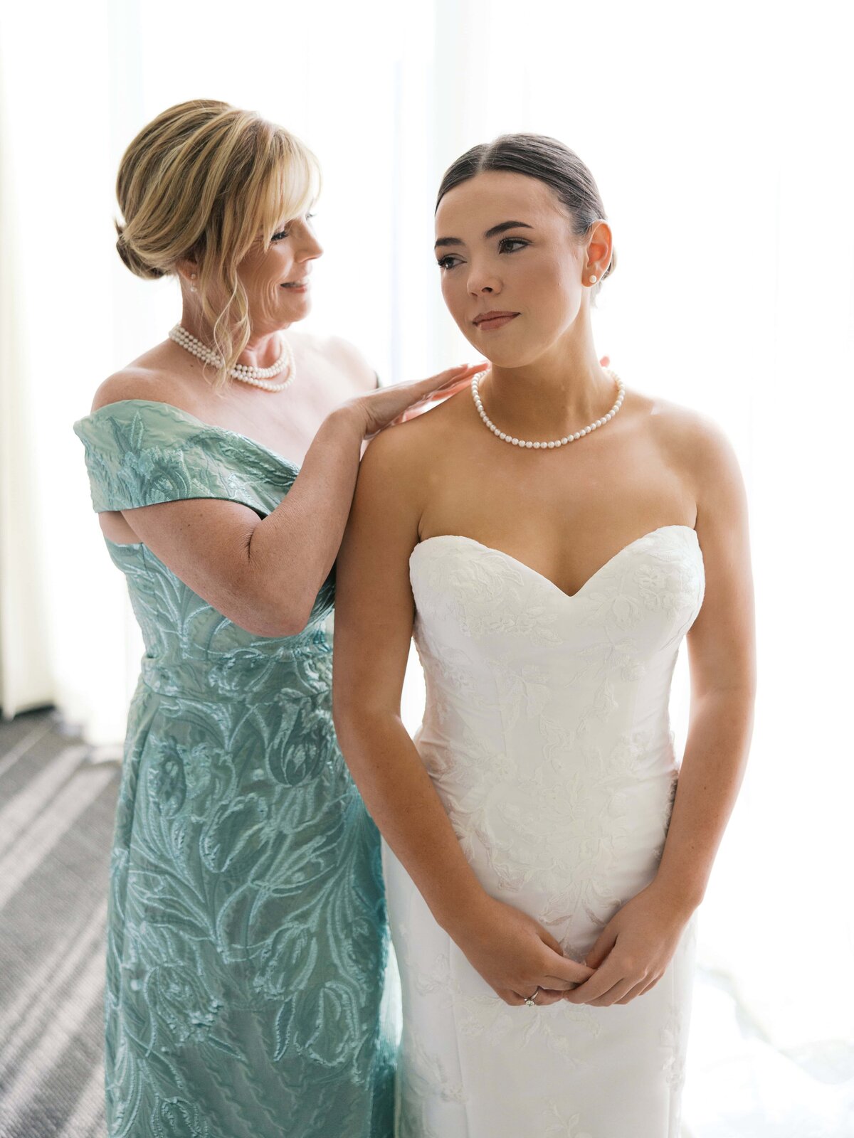 Danielle-Defayette-Photography-DAR-Wedding-DC-57