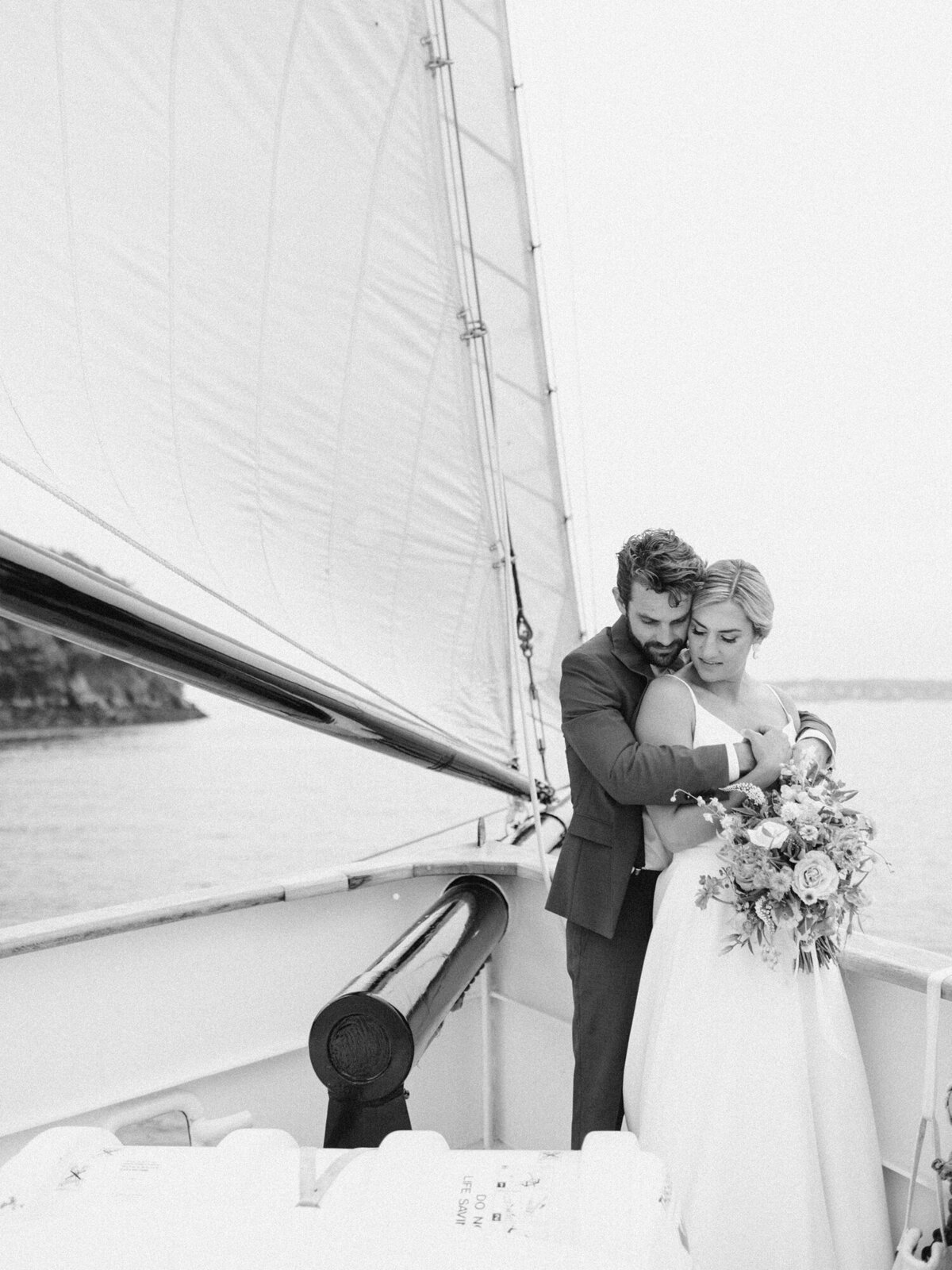 sailboat-schooner-wedding-portland-maine_0043