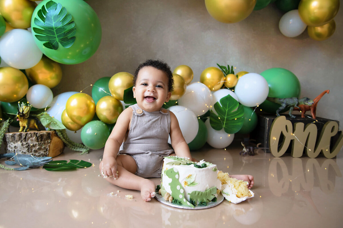 cake-smash-photographer-Burlington-89