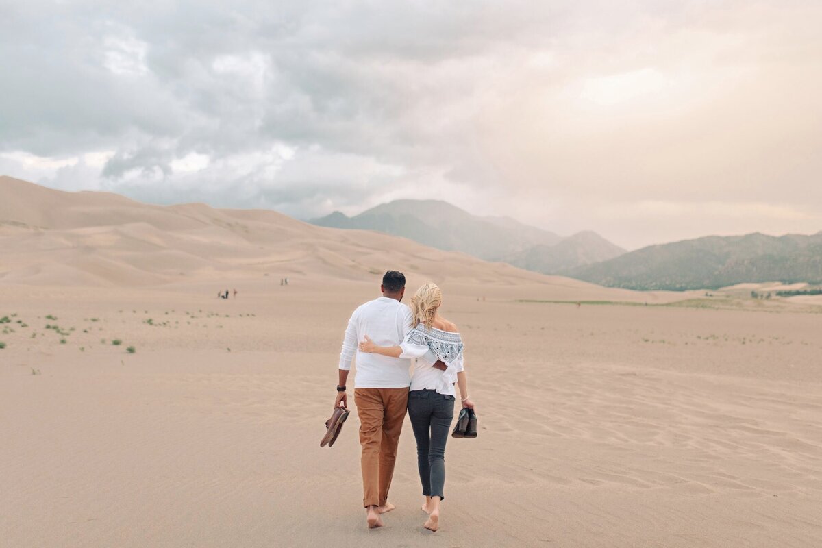 sanddunes_colorado_engagement_photo23