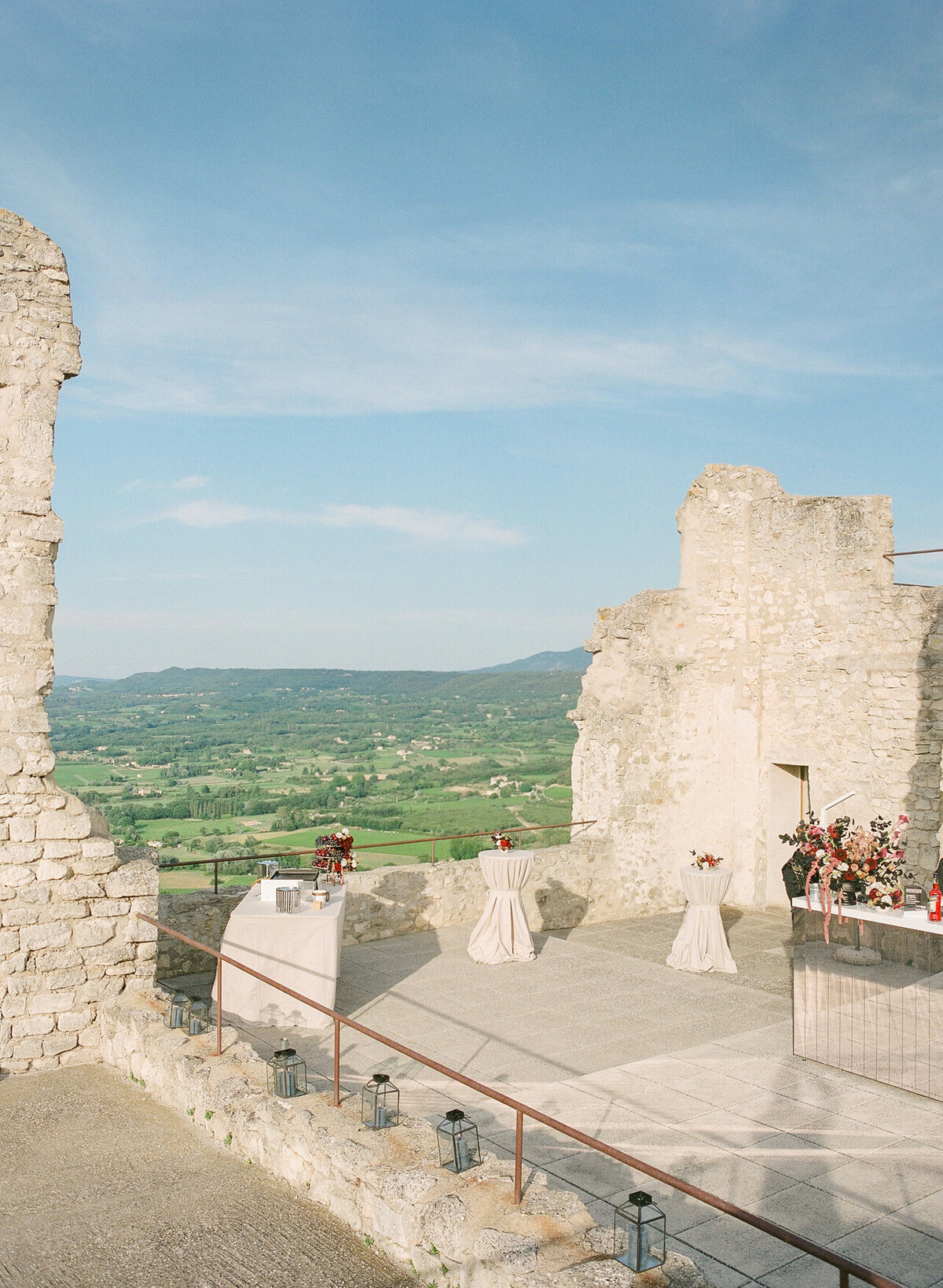 beautiful-view-wedding-reception-in-france