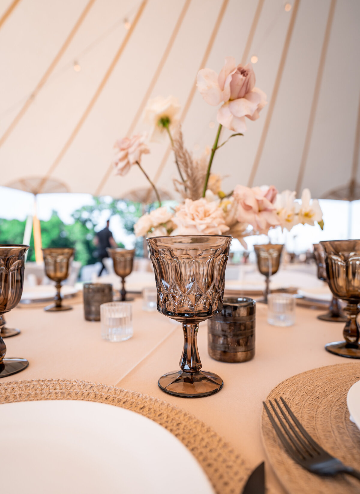 the-overlook-at-geer-tree-farm-griswold-ct-modern-boho-wedding-tableware-rentals-wedding-centerpieces-petals-plates-011