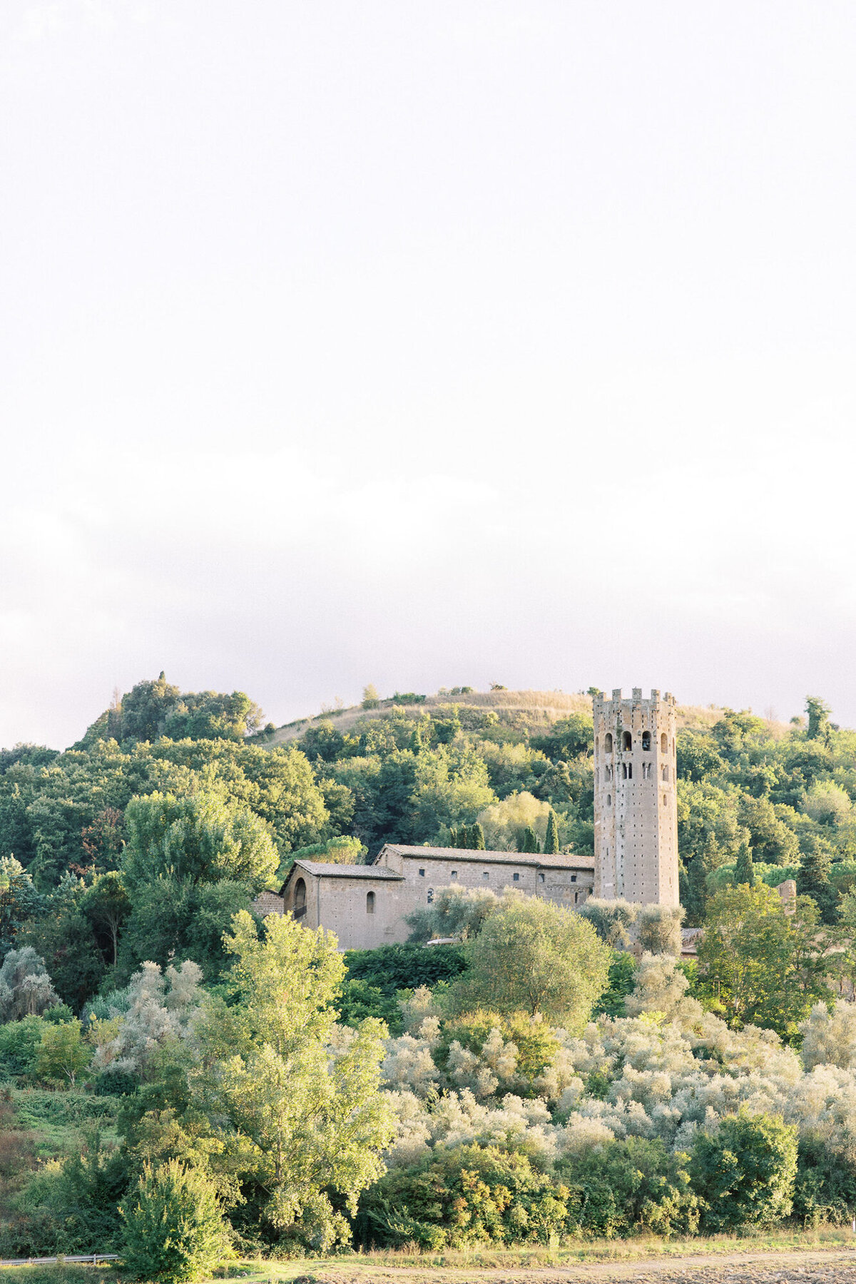 Maïlys Fortune Photography Husband Wife Wedding Weddings Photography France Switzerland Italy Timeless Dreamy Imagery Bilingual French English Destination Weddings Destination Wedding Provence French Riviera Paris Lake Como Tuscany2