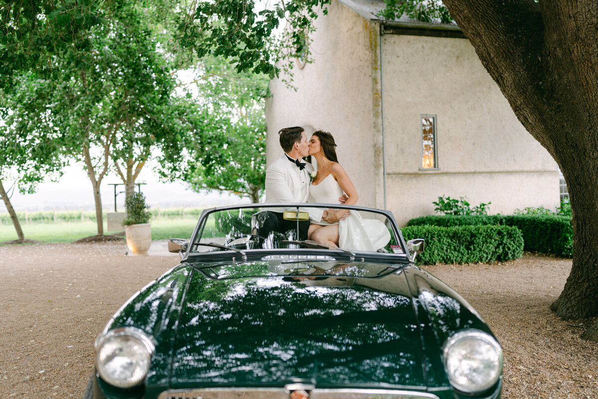 M+M - Couple Portraits-27