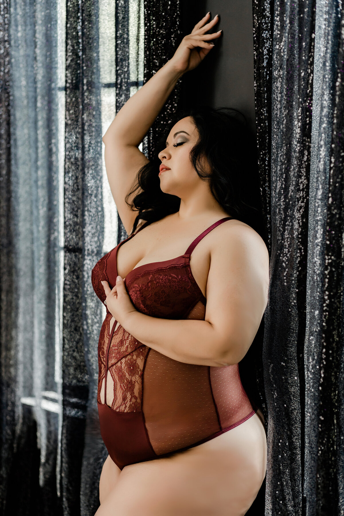 curvy-plus-boudoir-photographer-houston-texas