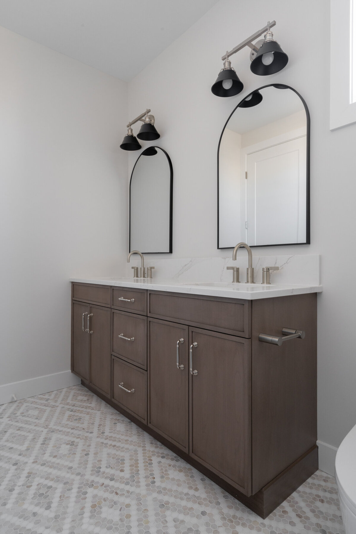 The-Nelson-Project-Jersey-Shore-Interior-Designer-Faye-Roeber-13