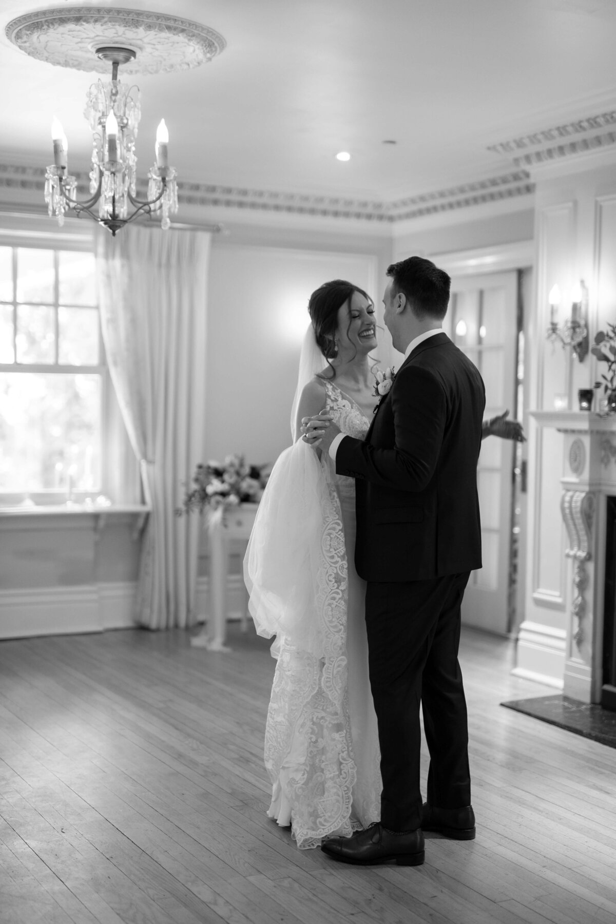 0994 Paletta Mansion Wedding Toronto Lisa Vigliotta Photography