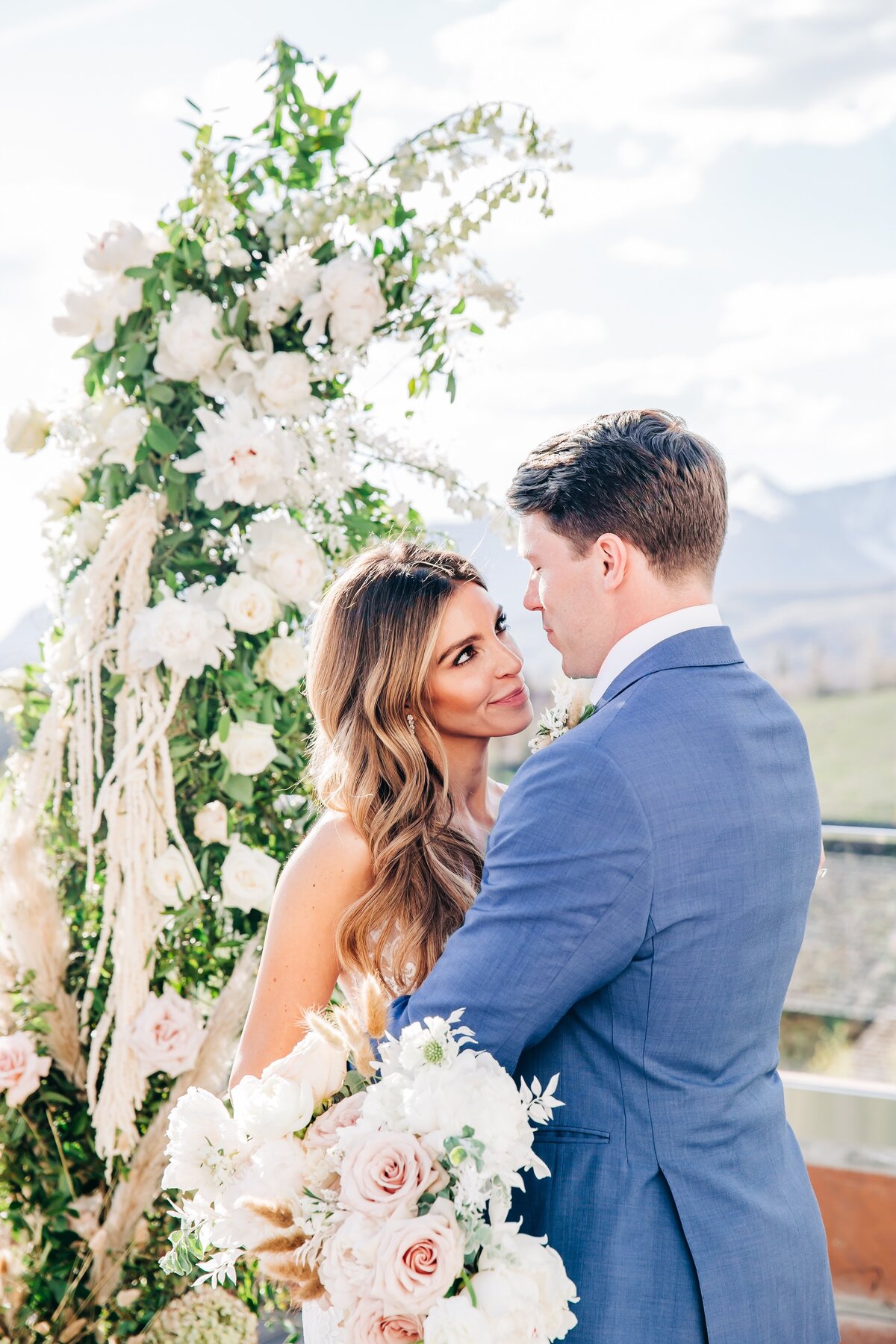 AbieLivesayPhotography-TellurideWeddingPhotographer-SoireeTelluride-OmearaWeddingPreview-19
