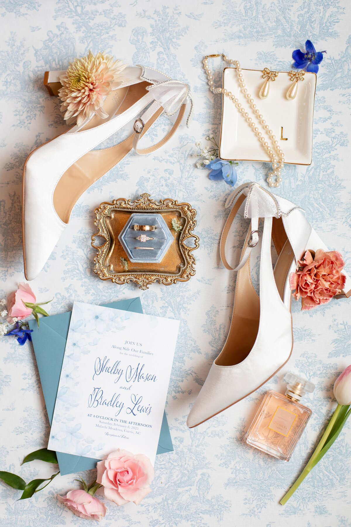 Shelby + Brad Wedding Photos - 1 Preceremony 7 of 106