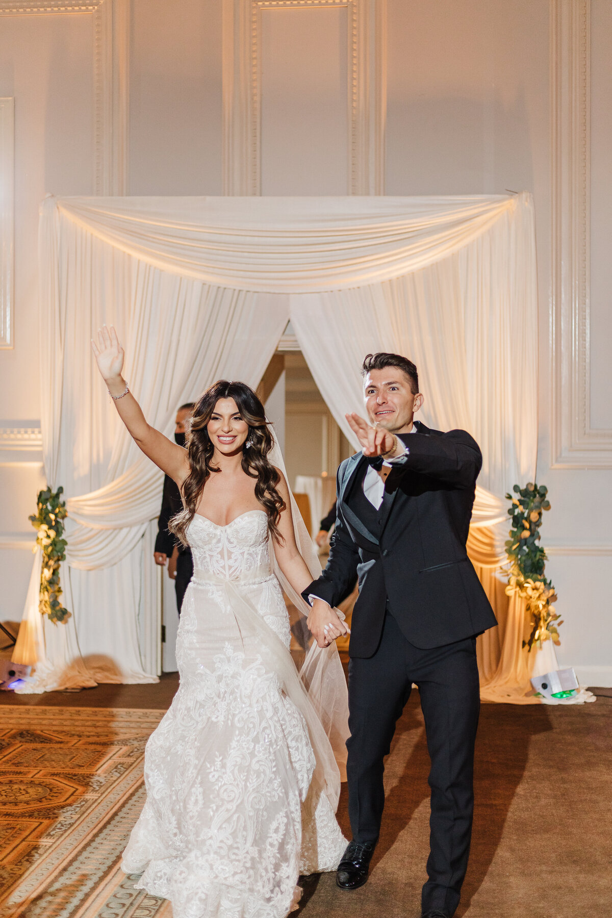 Lauren-Ashley-Studios-Chicago-Wedding-Photographer-Drury-Lane-Oakbrook-Cantigny-Park-100