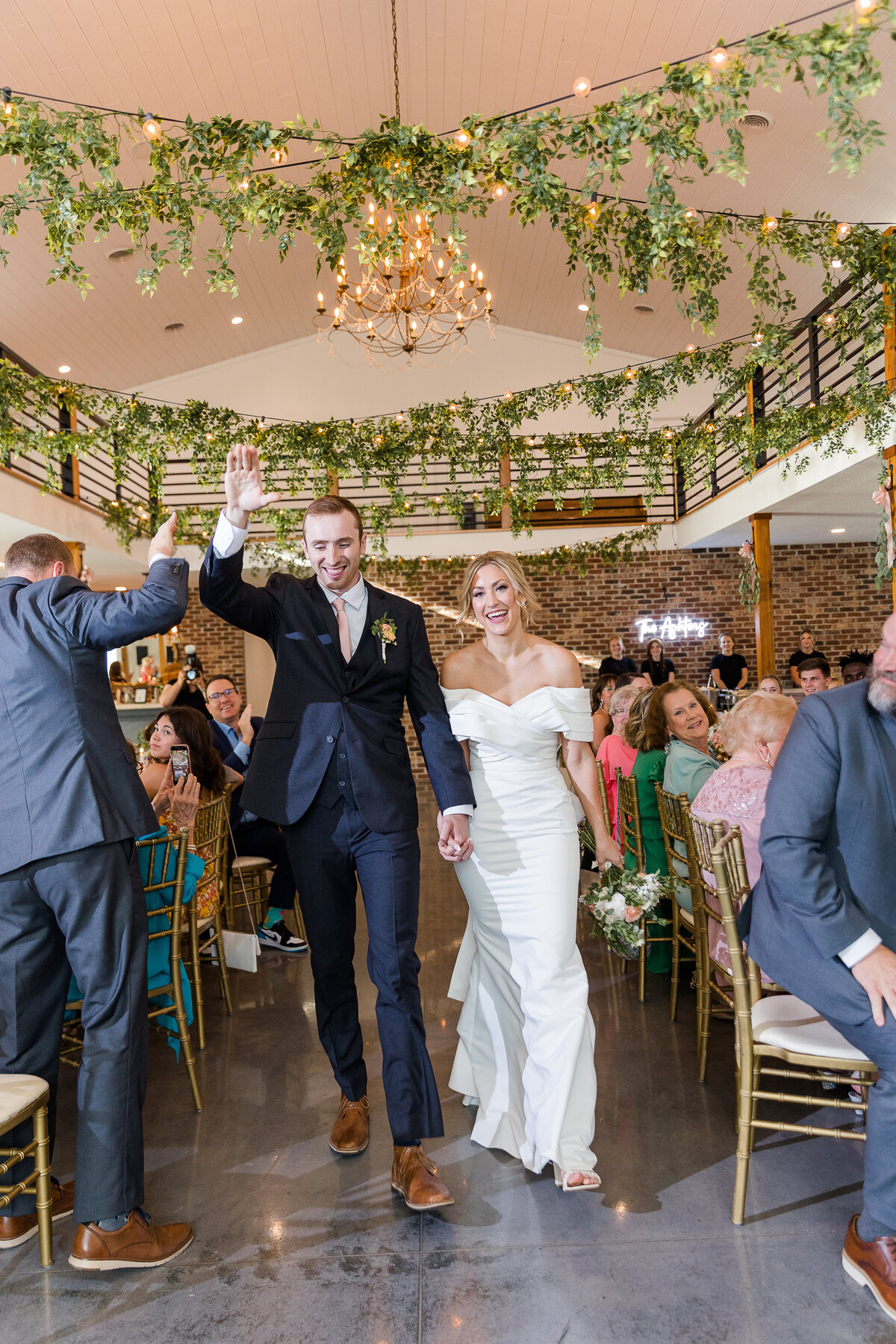 Ella & Gavin Wedding Dances, Toast and cake. Bella Faith Photography  16