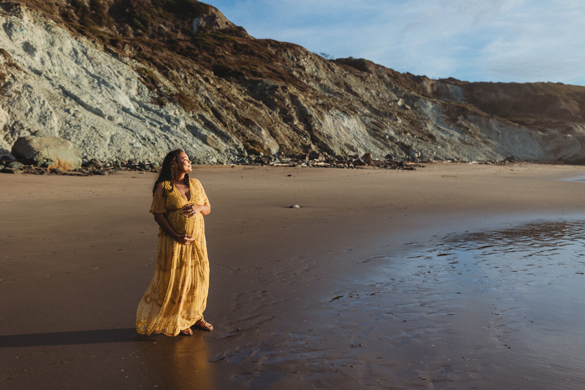 skyler-maire-photography-marshalls-beach-maternity-photos-21