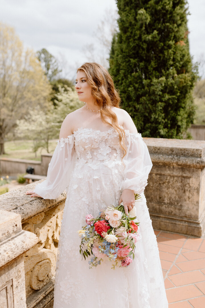 bride, tulsa photographer, bride, bridal portraits, romantic, classic, colorful