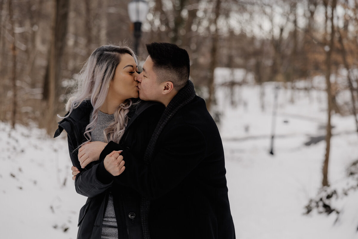 Engagement Photos in the snow at Fort Tryon Park NYC