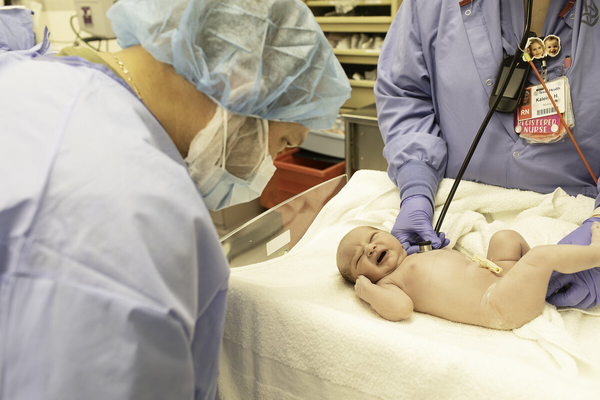 Fort-worth-birth-photographer-chunky-monkey-55