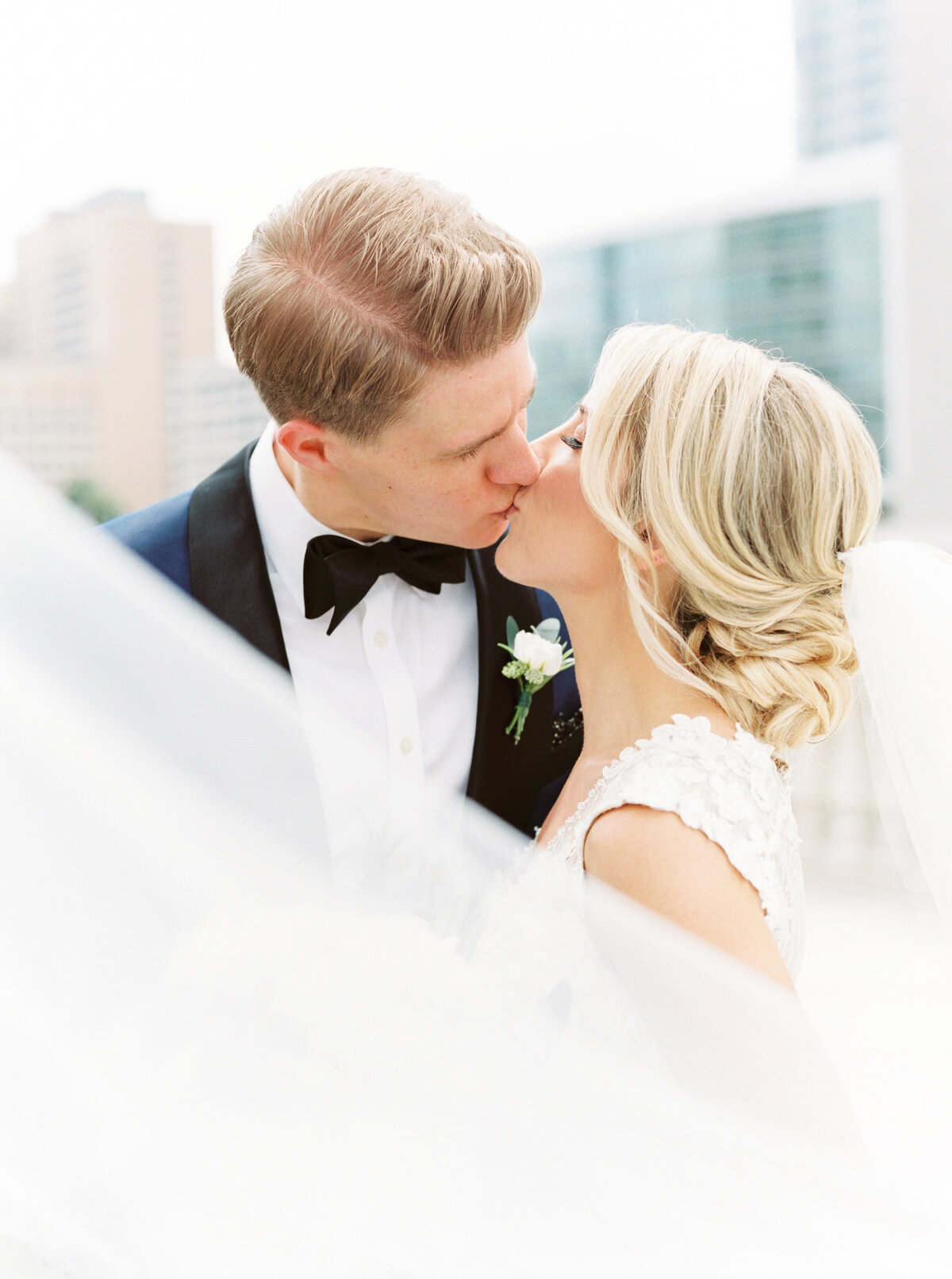 Rachel+Hayden_Wedding Sneak Peeks_15