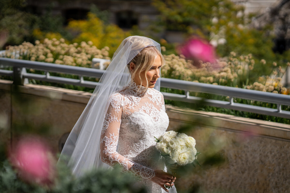 15-RPM-Chicago-Wedding-Photos-Lauren-Ashlely-Studios