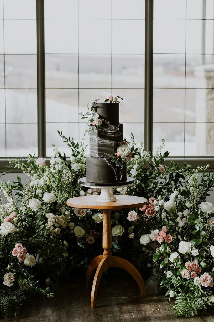 Black marble 3-tiered wedding cake by Bake My Day, contemporary cakes & desserts in Calgary, Alberta, featured on the Brontë Bride Vendor Guide.