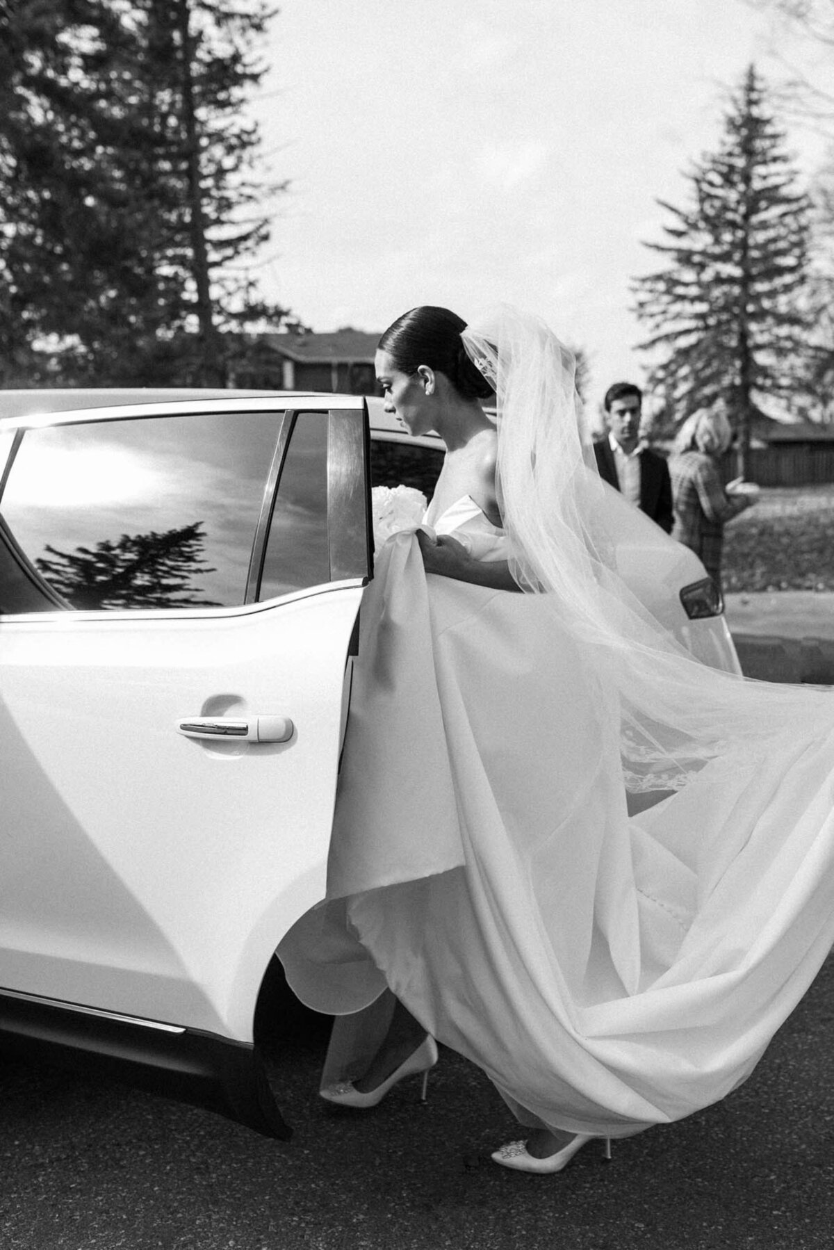 515-Storys-Building-Toronto-Canada-Raquel-Matthew-Wedding-8