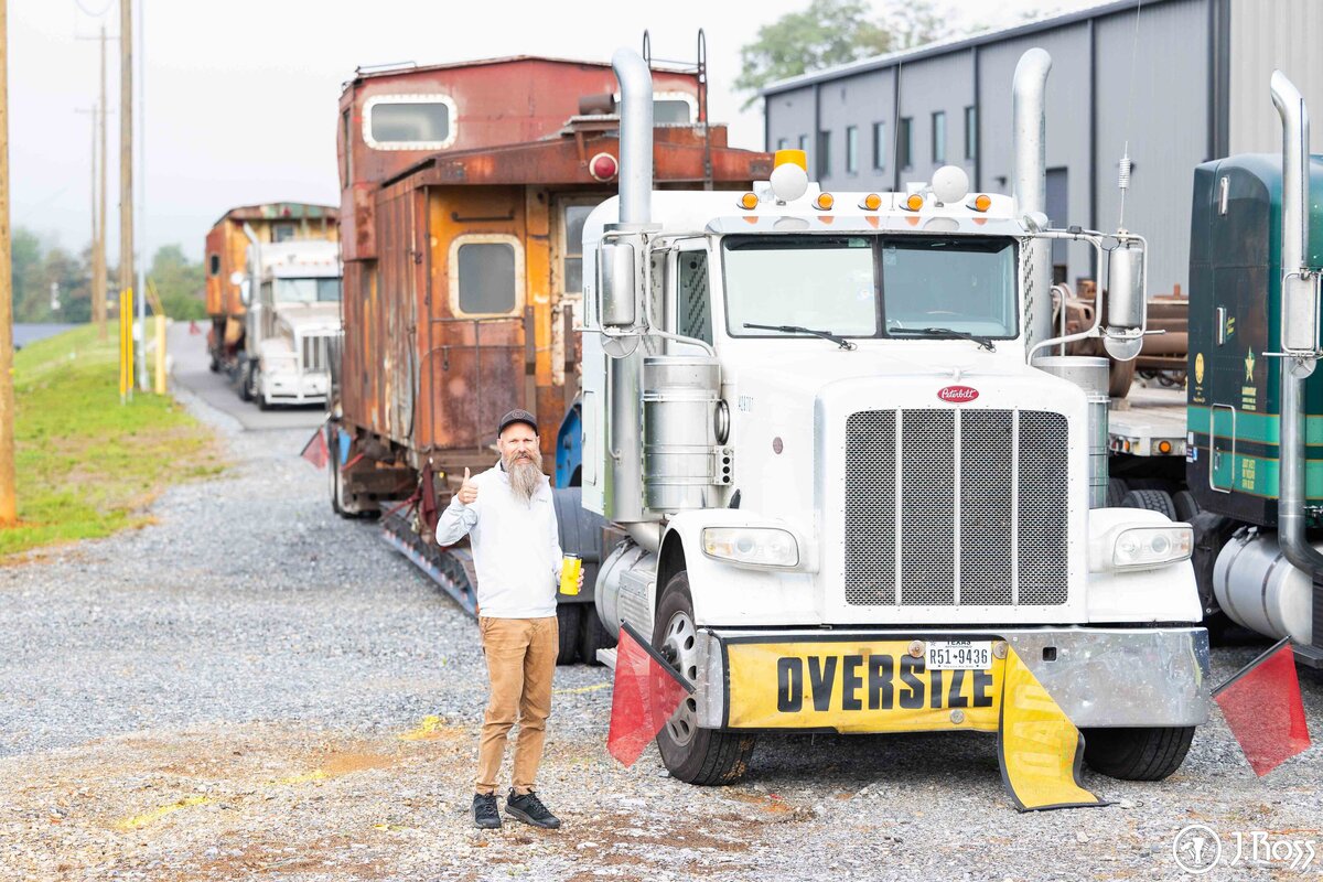 HISTORIC-RESTORATION-CABOOSE-BLOUNTVILLE-J.ROSS-14