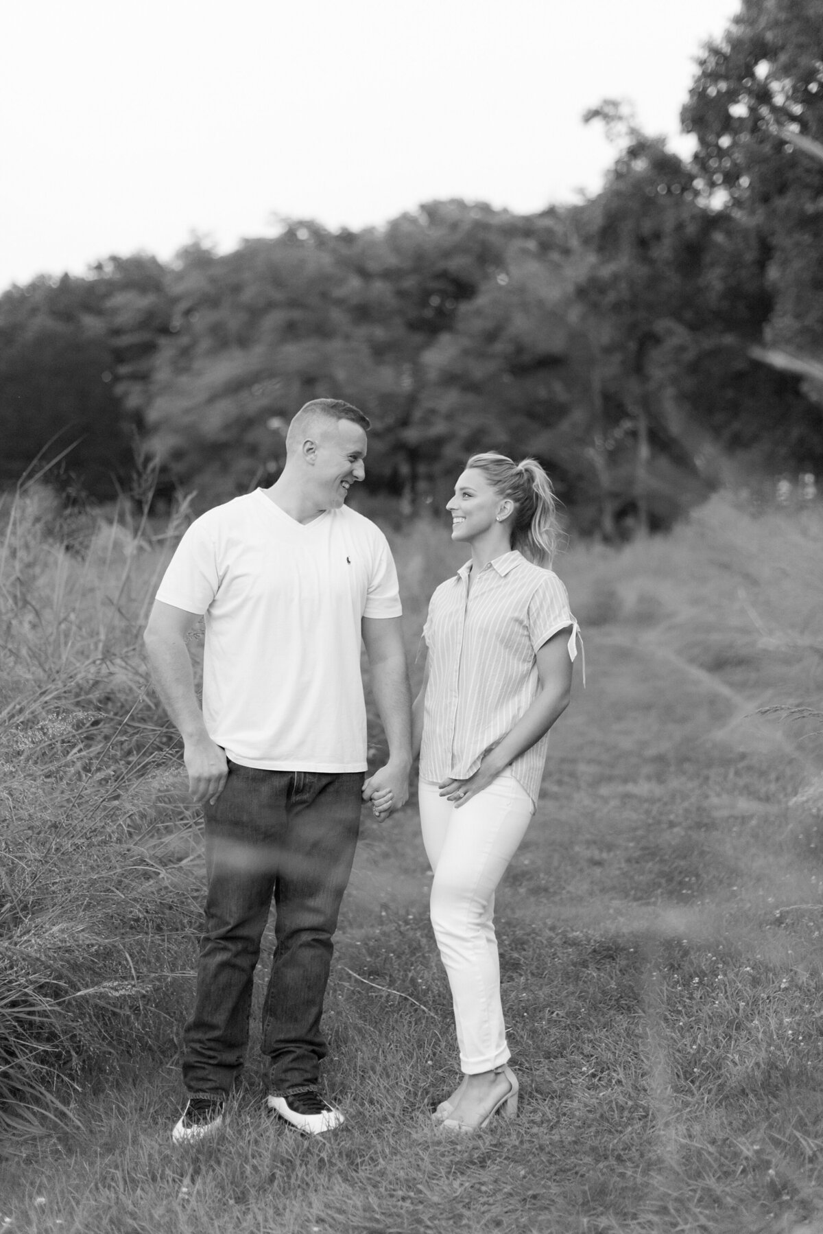 23_pittsburgh-engagement-session_spring_1180-2