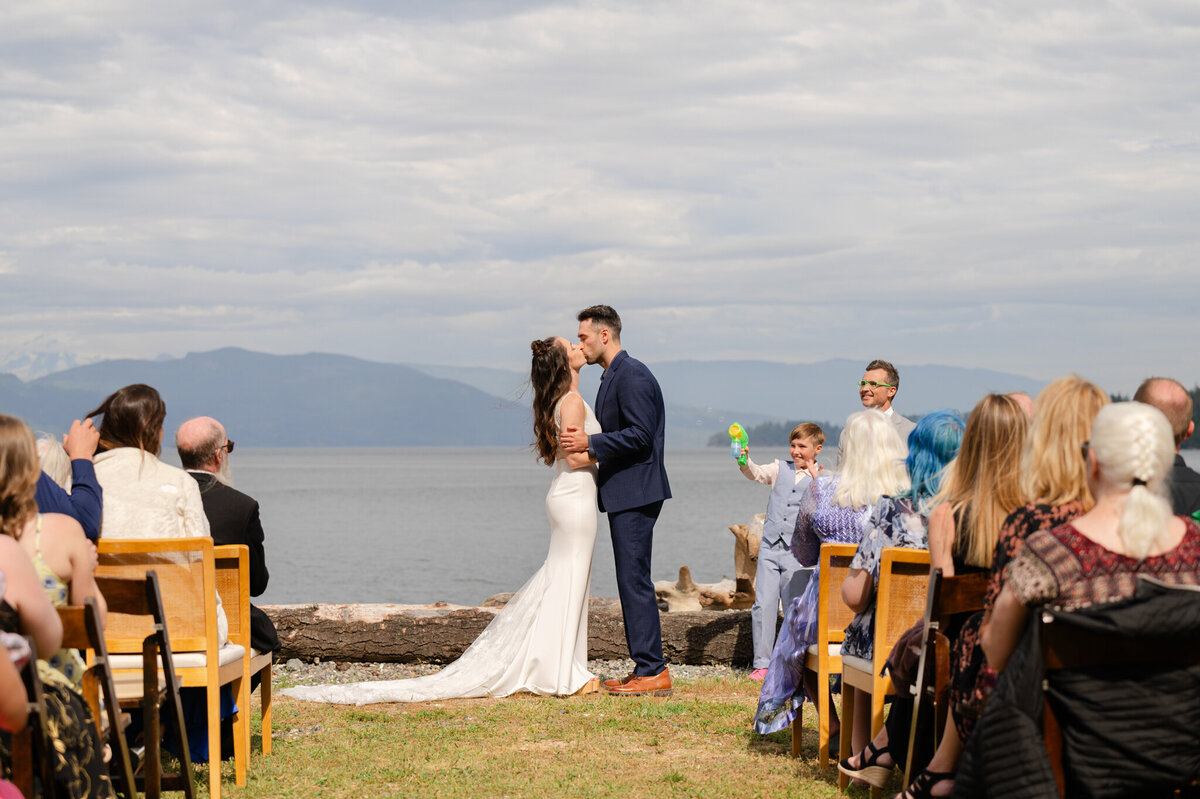 Bellingham-Wedding-Photographer_Guemes-Island-Resort_Caylie-Mash_SR0677