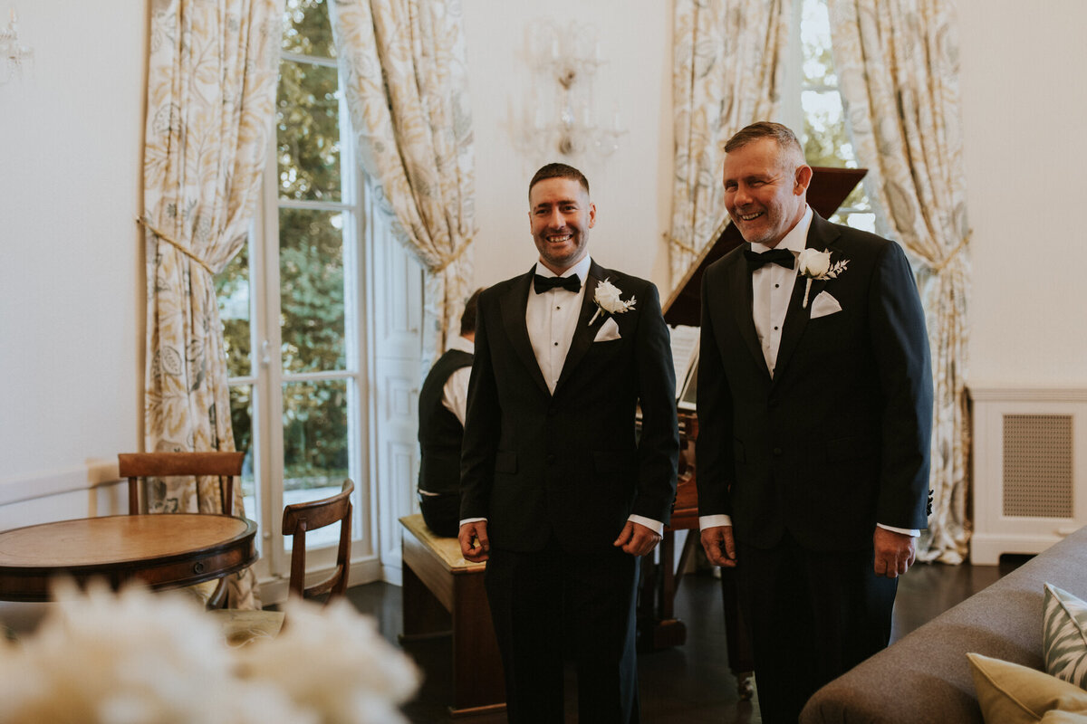 Sunnyandnicole_penncastle_lauradeanphotography_dorsetweddingphotographer-12