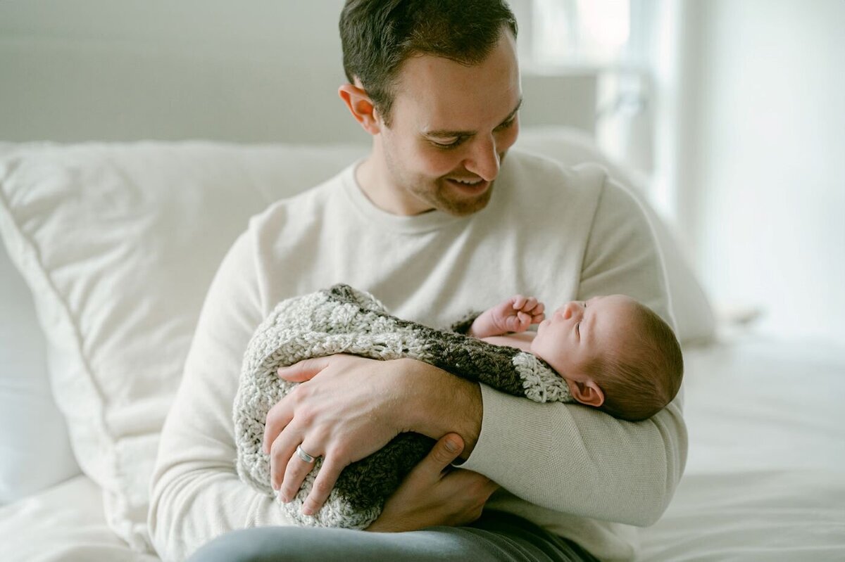 bella-luce-by-michelle-andrea-new-england-photographer-newborn-perry-family-55