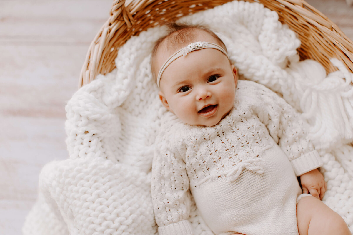 Baby-Milestone-Photographer-Woodbury-Minnesota-Sigrid-Dabelstein-Photography-3 Month-4