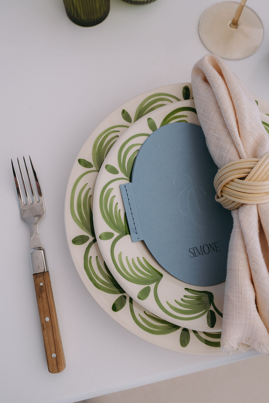 green-and-white-wedding-reception-details-at-willow-hill-ct