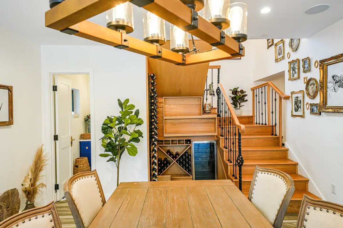 Dining area (3)