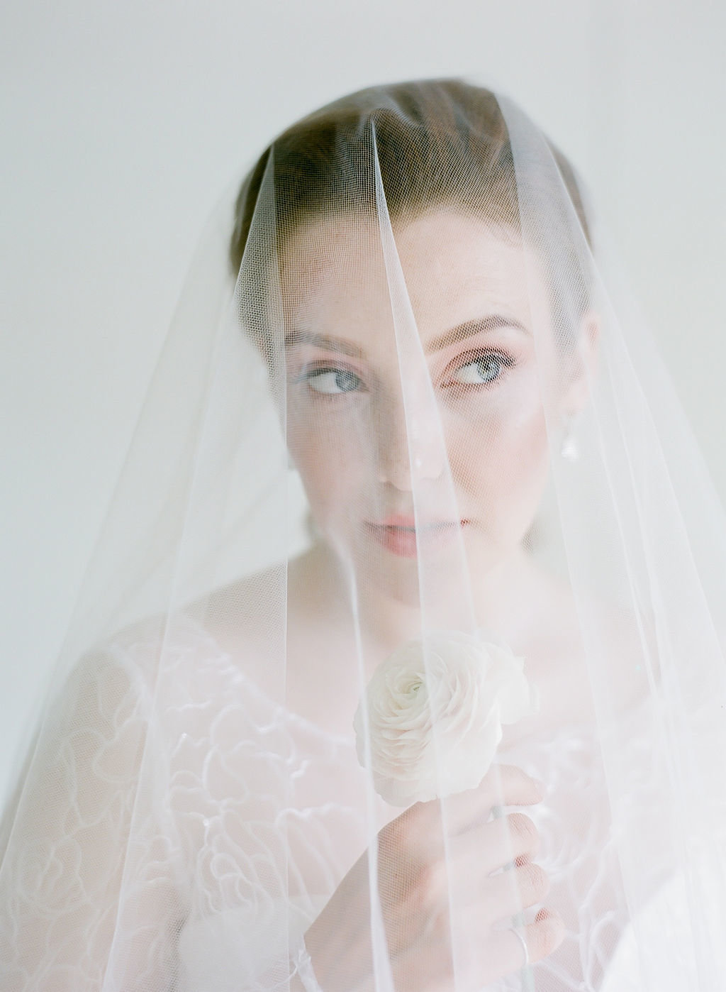 JacquelineAnnePhotography-KathrynBassBridalEditorial-128