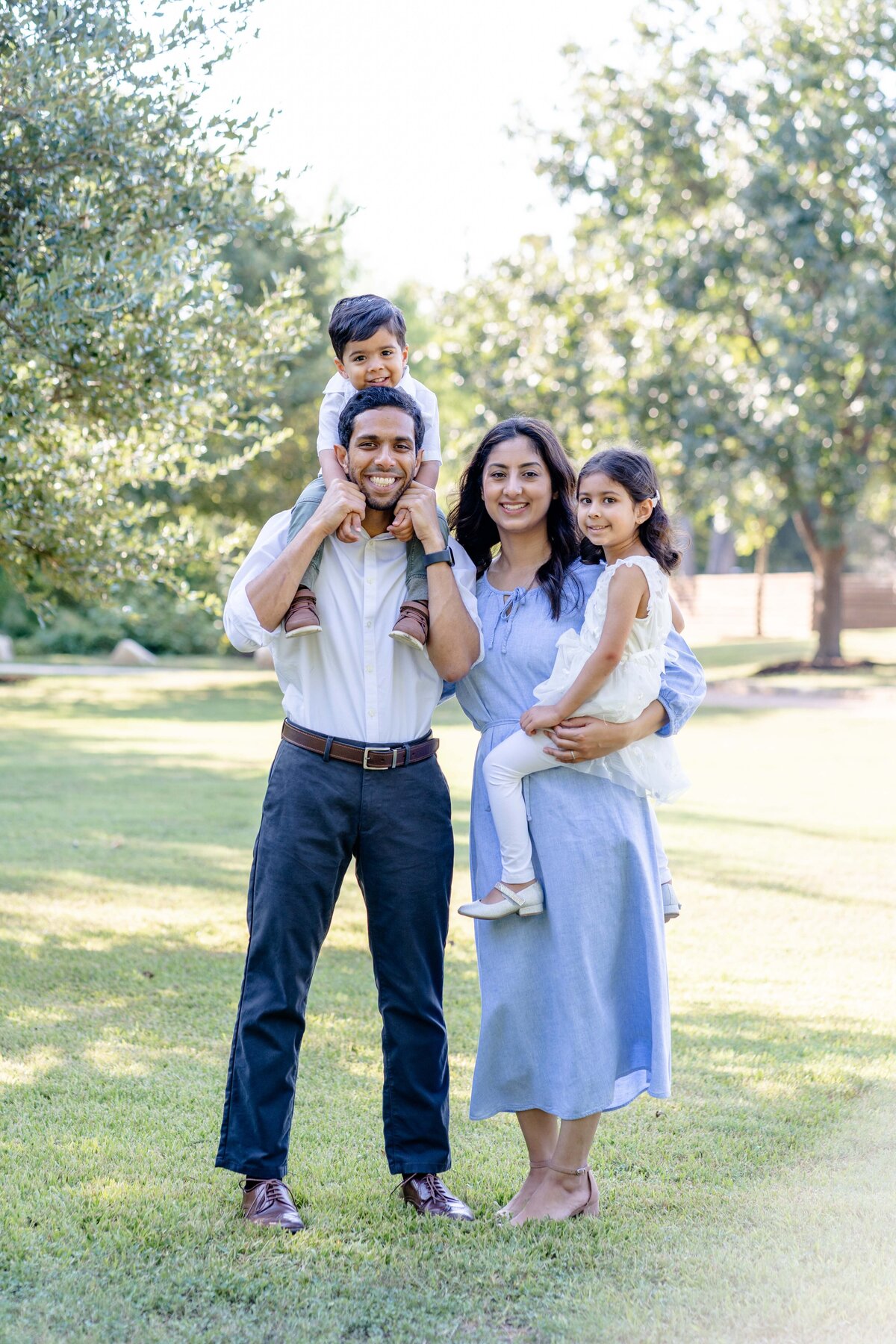 Austin-TX-Family-Session-Magnolia-And-Grace-Photography-Co-AnumK# (1)-10
