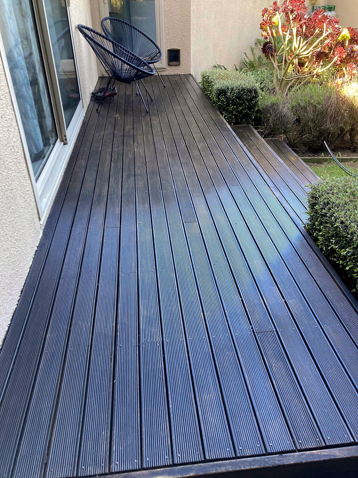 Brush-and-Bond-deck-staining-after