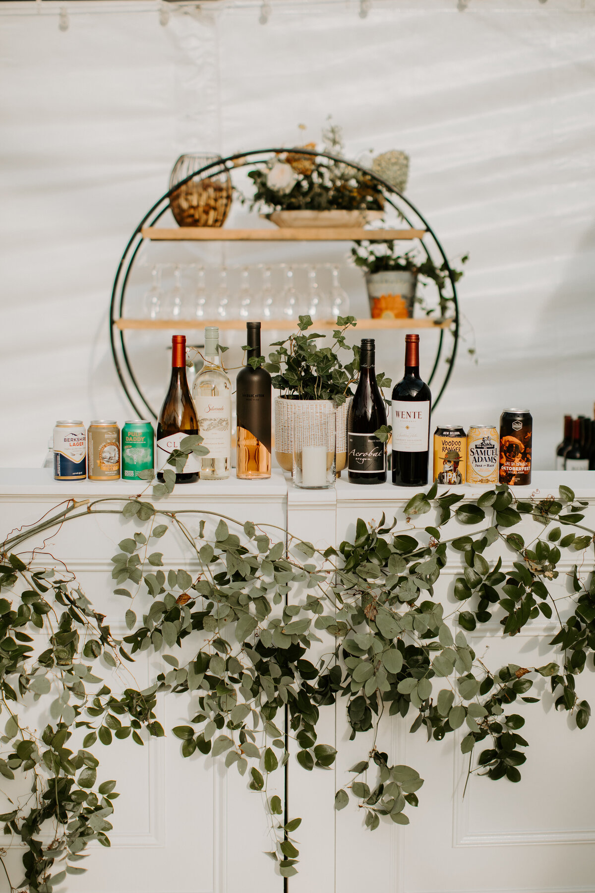 Liam-Victoria-Little Flower Farm-Hopkinton-MA-611