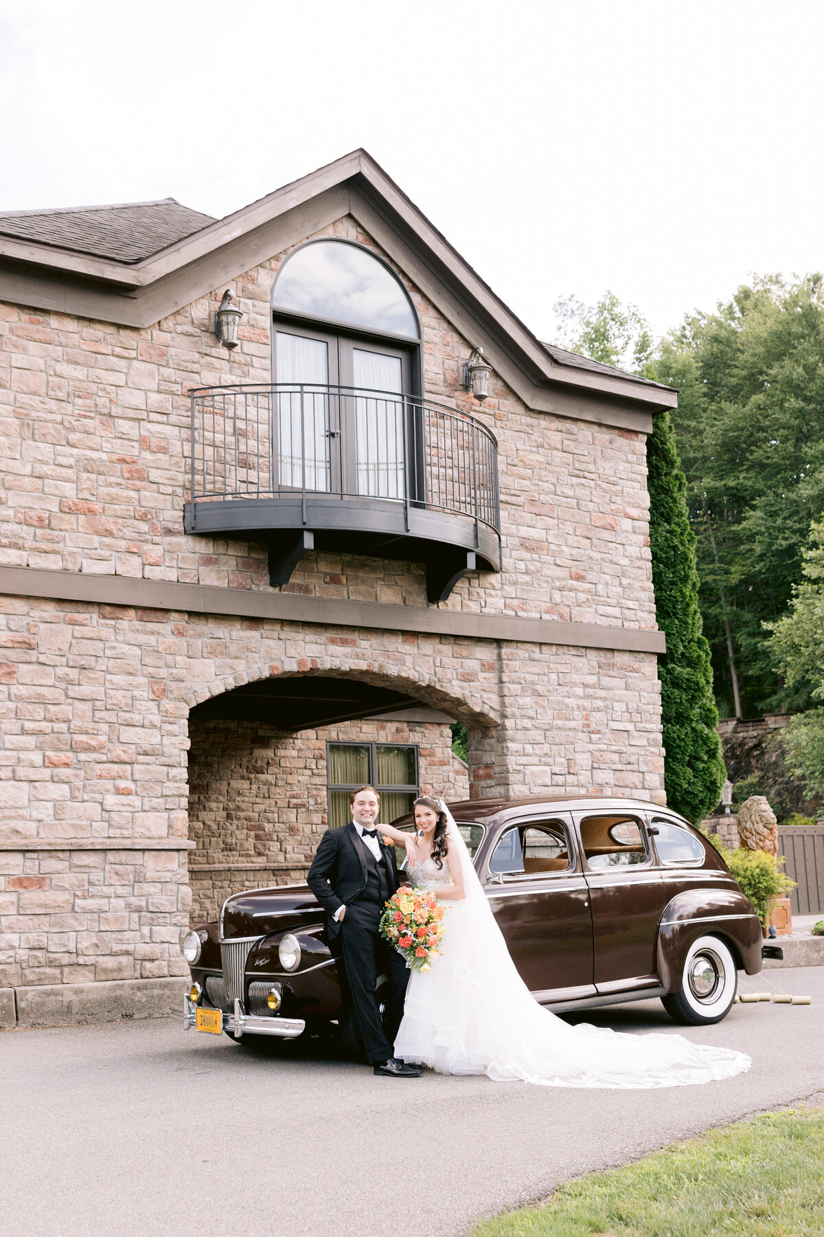 Kayla&JasonsWedding_SneakPeeks_0036