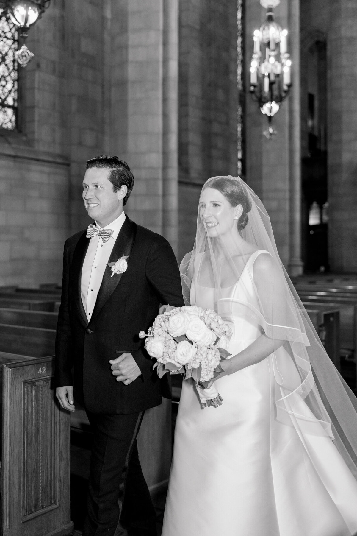 Lexi Benjamin Photography_Reynolds Chicago History Museum Wedding_07.06.24-252