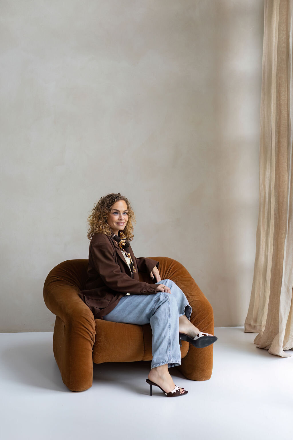 Branding fotoshoot in daglicht studio Atelier Oost Amsterdam